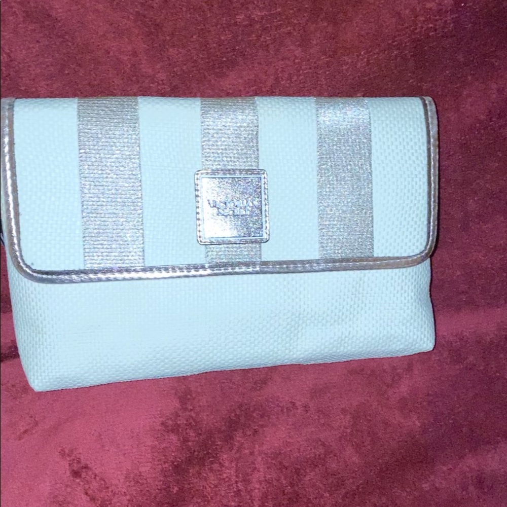 Victoria’s Secret Bag🌹Dressy gold stripes